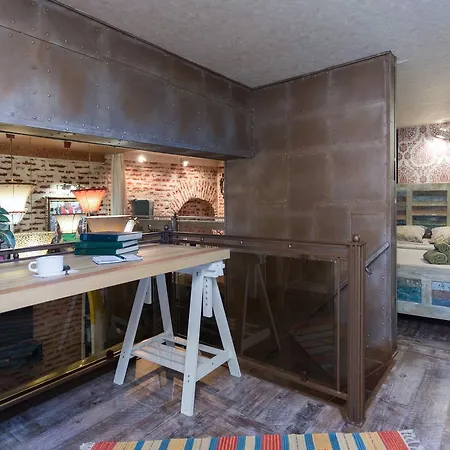 Loft On Karla Marksa Appartamento *