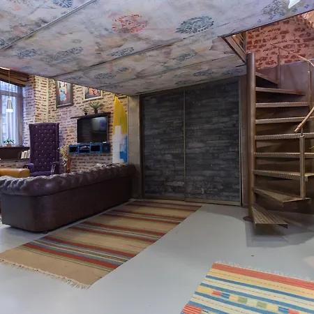 Appartamento Loft On Karla Marksa